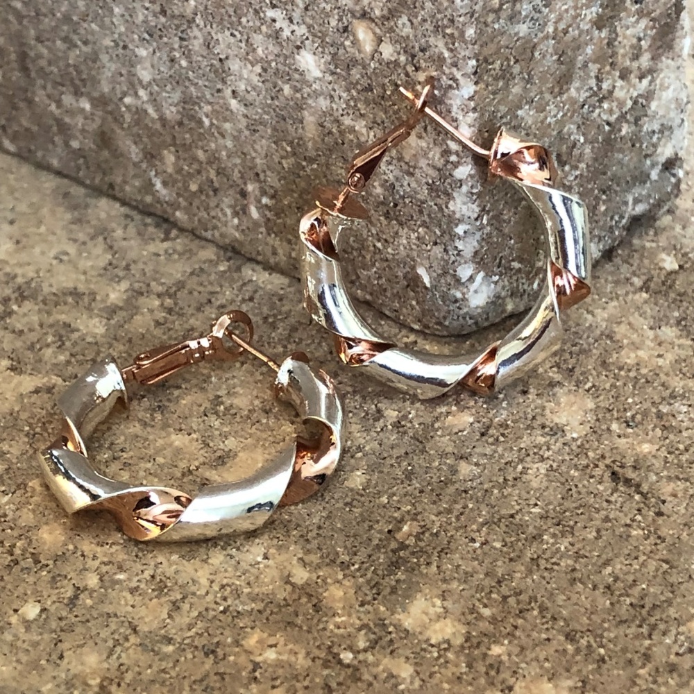Vintage Hoop Earrings | So or more beautiful? - Picture 4 of 8
